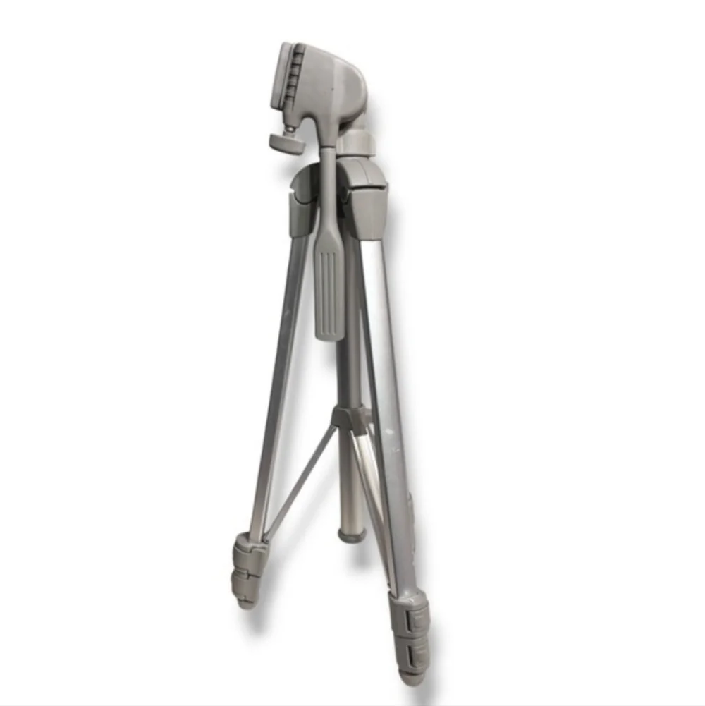 SUNPAK 5800D Tripod with 3-Way Pan/Tilt HeadHighlights3-Way Pan/Tilt Head